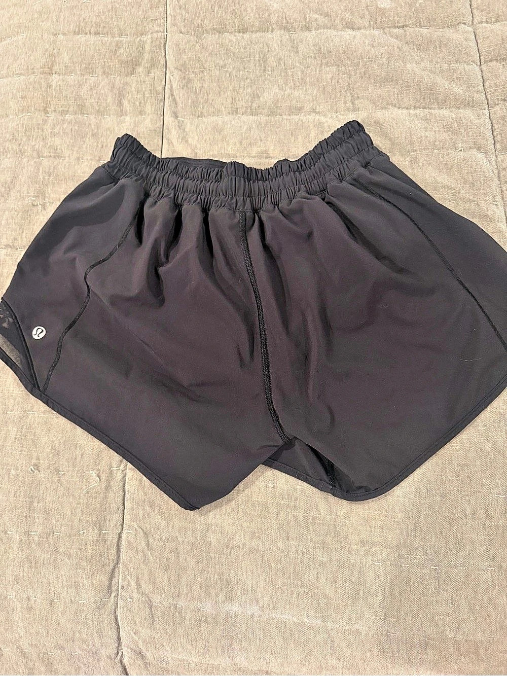 lululemon Track That Mid-Rise Lined Short 3" Black Size 6